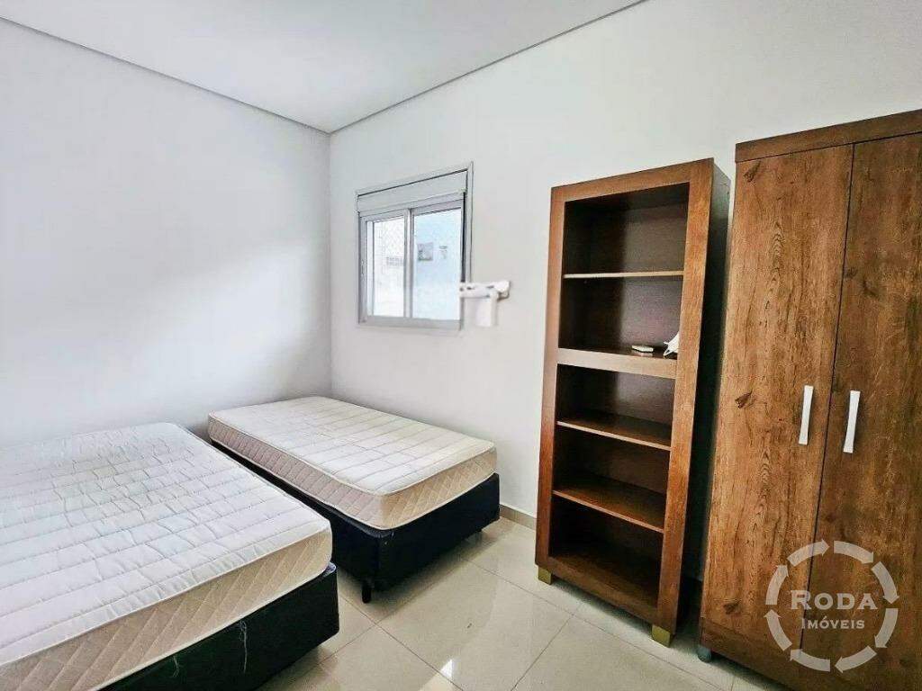 Apartamento à venda no José Menino: QUARTO