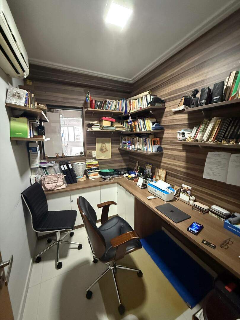 Apartamento à venda no Embaré: 
