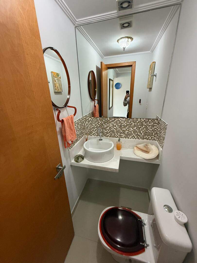 Apartamento à venda no Embaré: 
