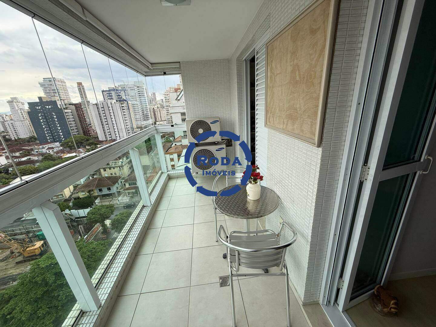 Apartamento à venda no Embaré: 
