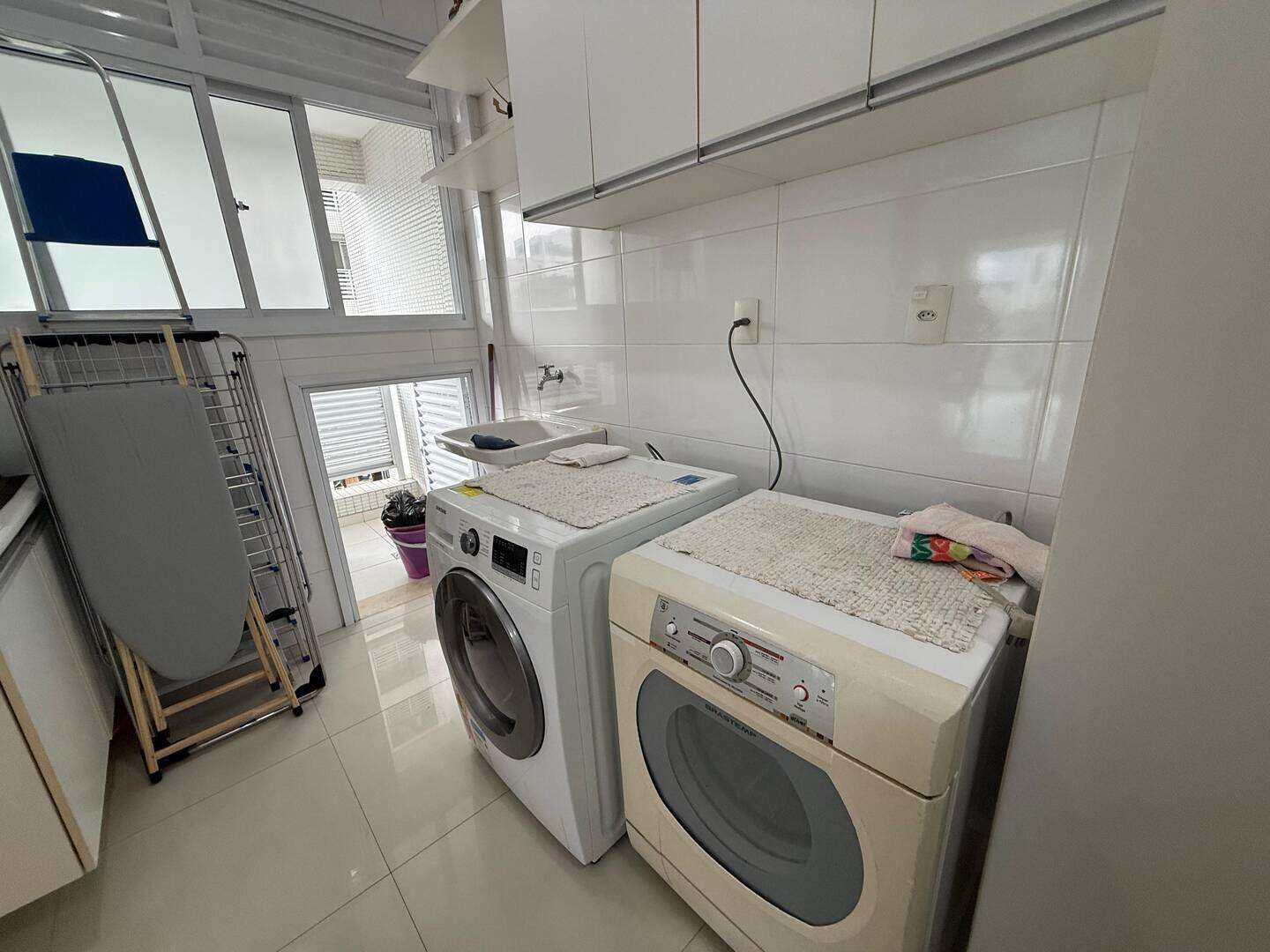 Apartamento à venda no Embaré: 