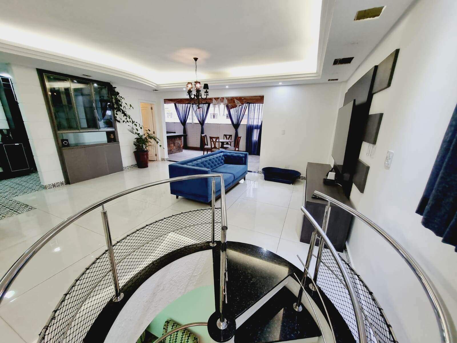 Apartamento à venda no Ponta da Praia: 