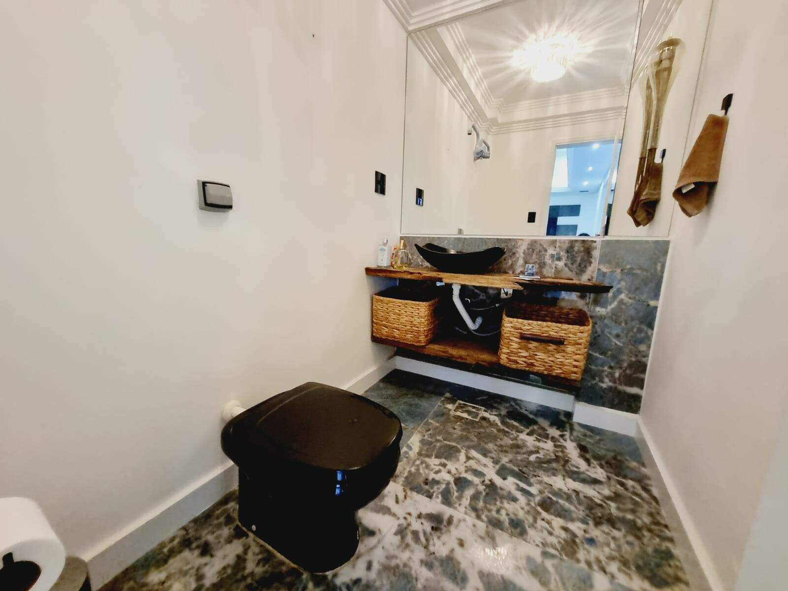 Apartamento à venda no Ponta da Praia: 