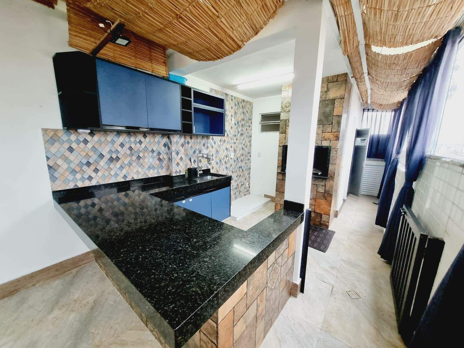 Apartamento à venda no Ponta da Praia: 
