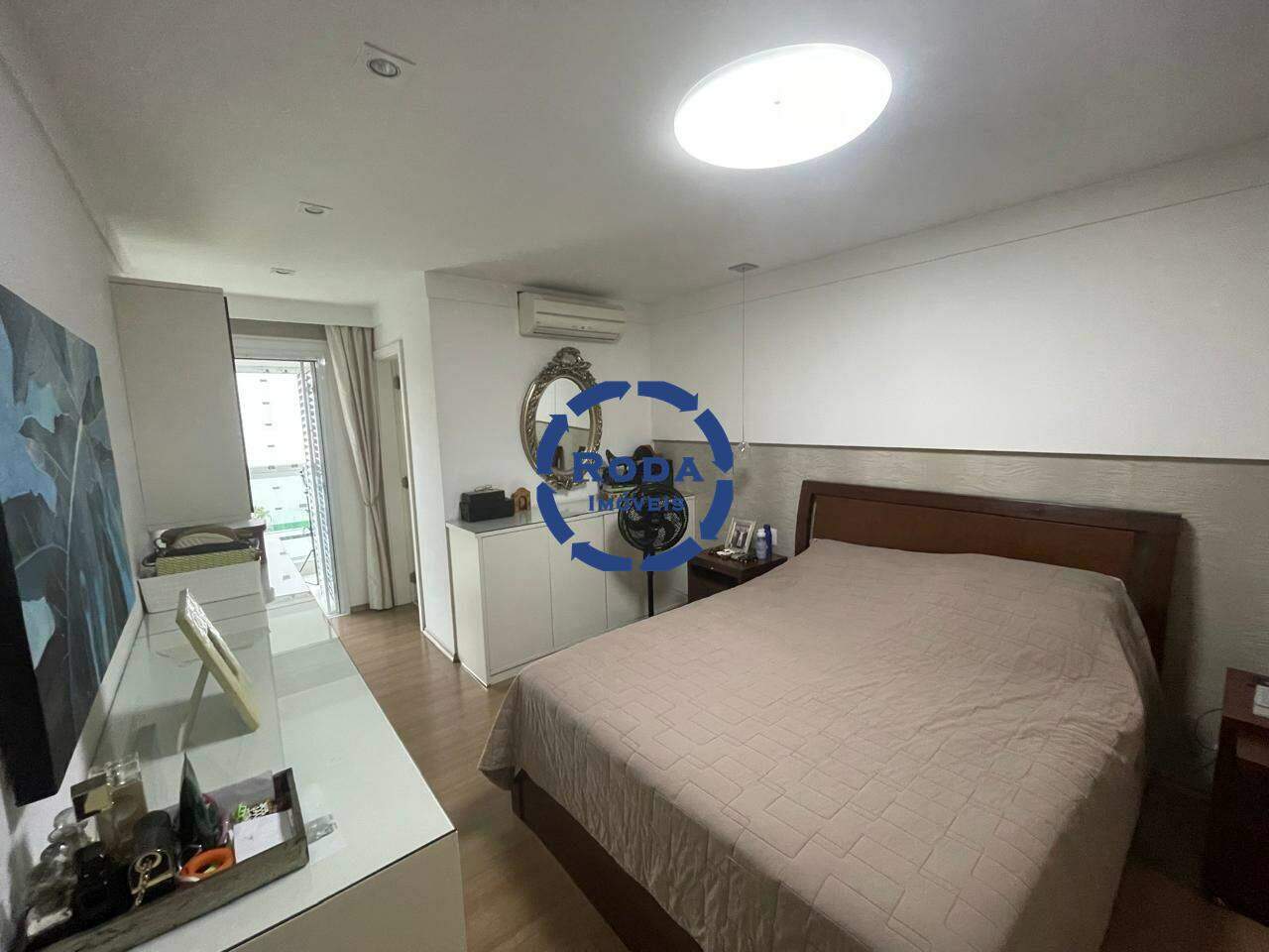 Apartamento à venda no Embaré: