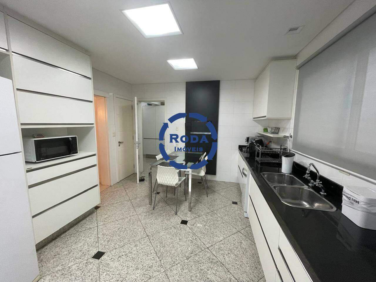 Apartamento à venda no Embaré: