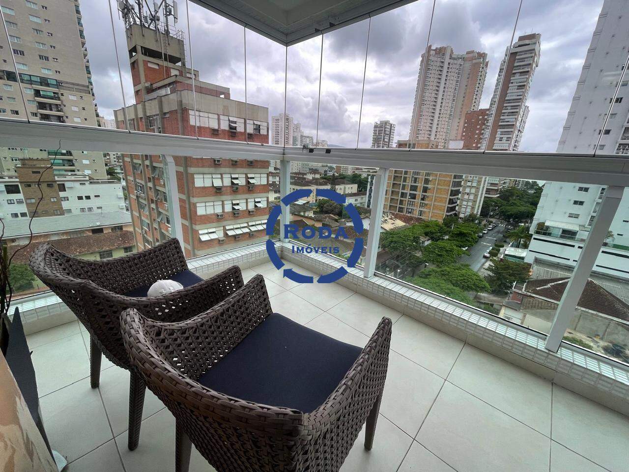 Apartamento à venda no Embaré: