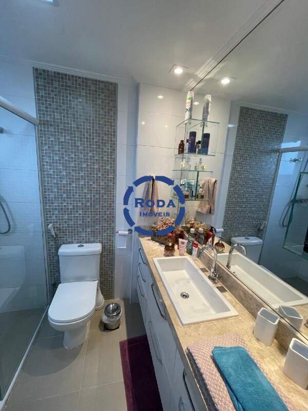 Apartamento à venda no Embaré: