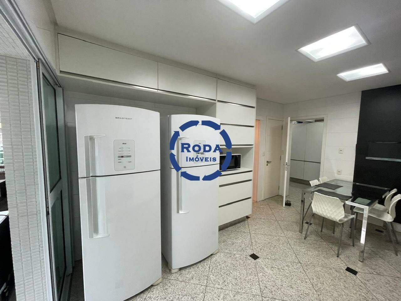 Apartamento à venda no Embaré: