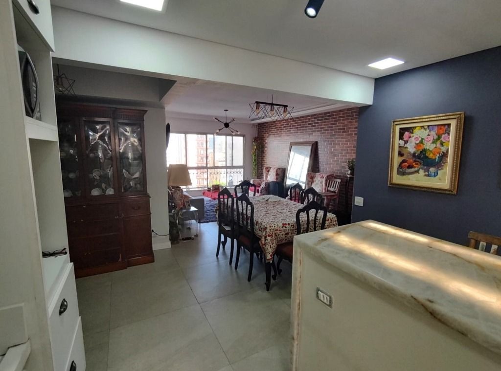 Apartamento à venda no Ponta da Praia: 