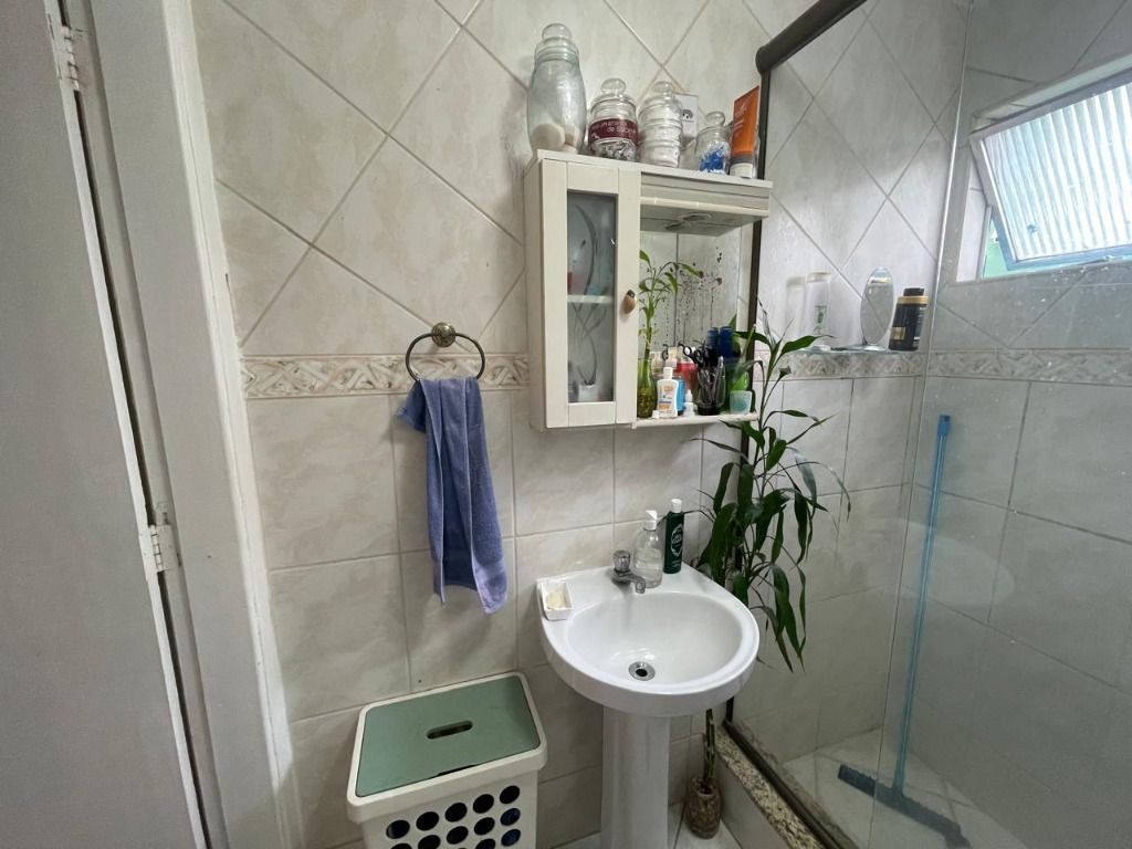 Apartamento à venda no Encruzilhada: 