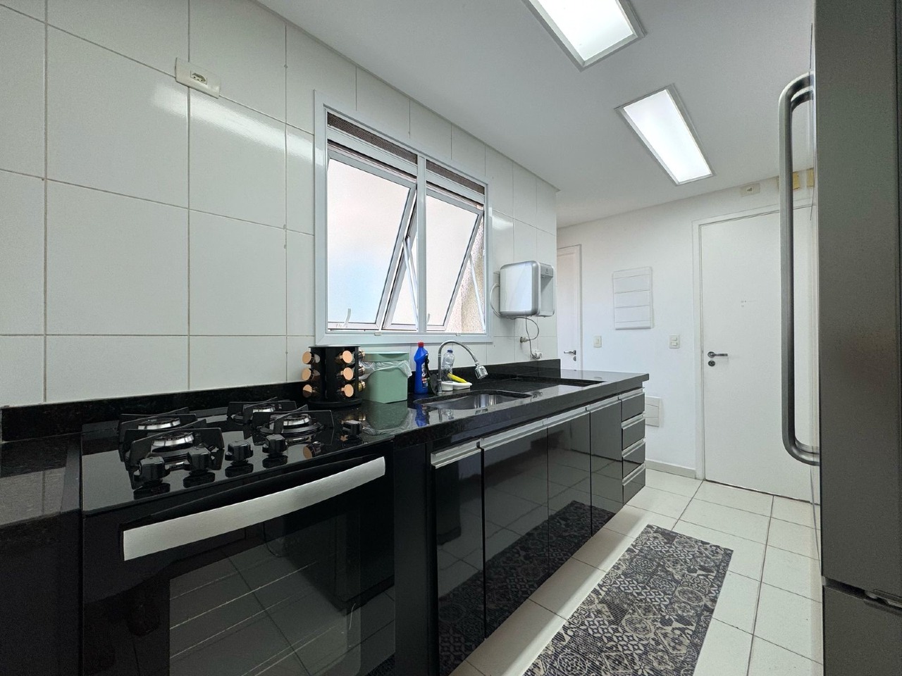 Apartamento à venda no Ponta da Praia: 