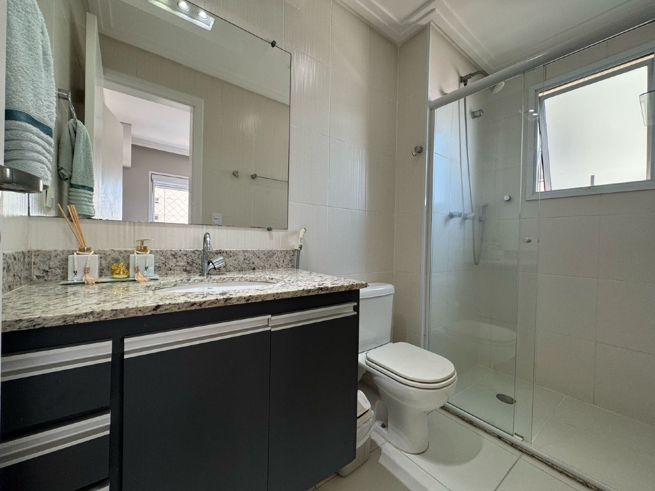 Apartamento à venda no Ponta da Praia: 