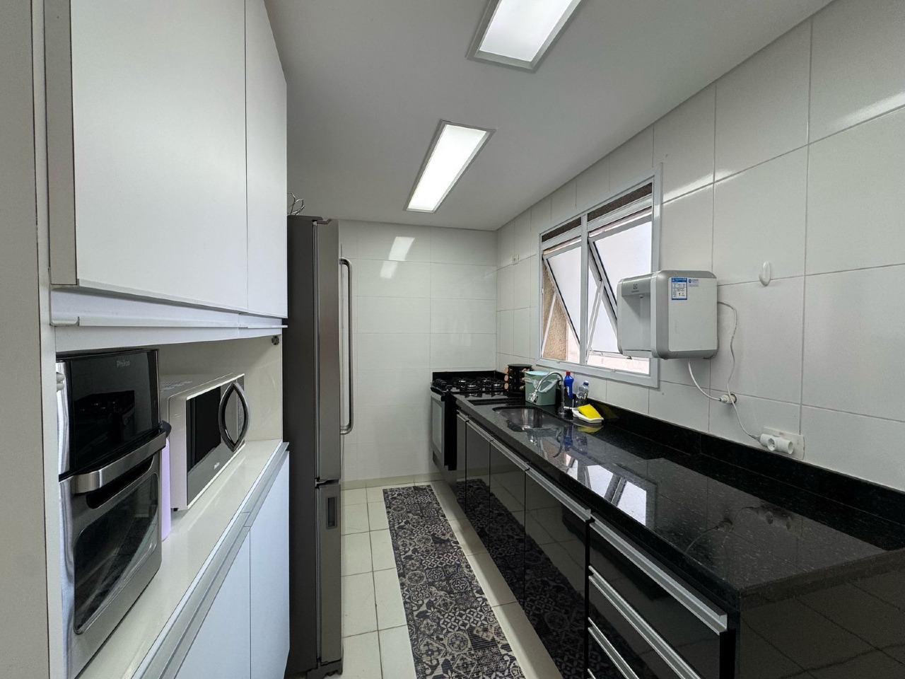 Apartamento à venda no Ponta da Praia: 