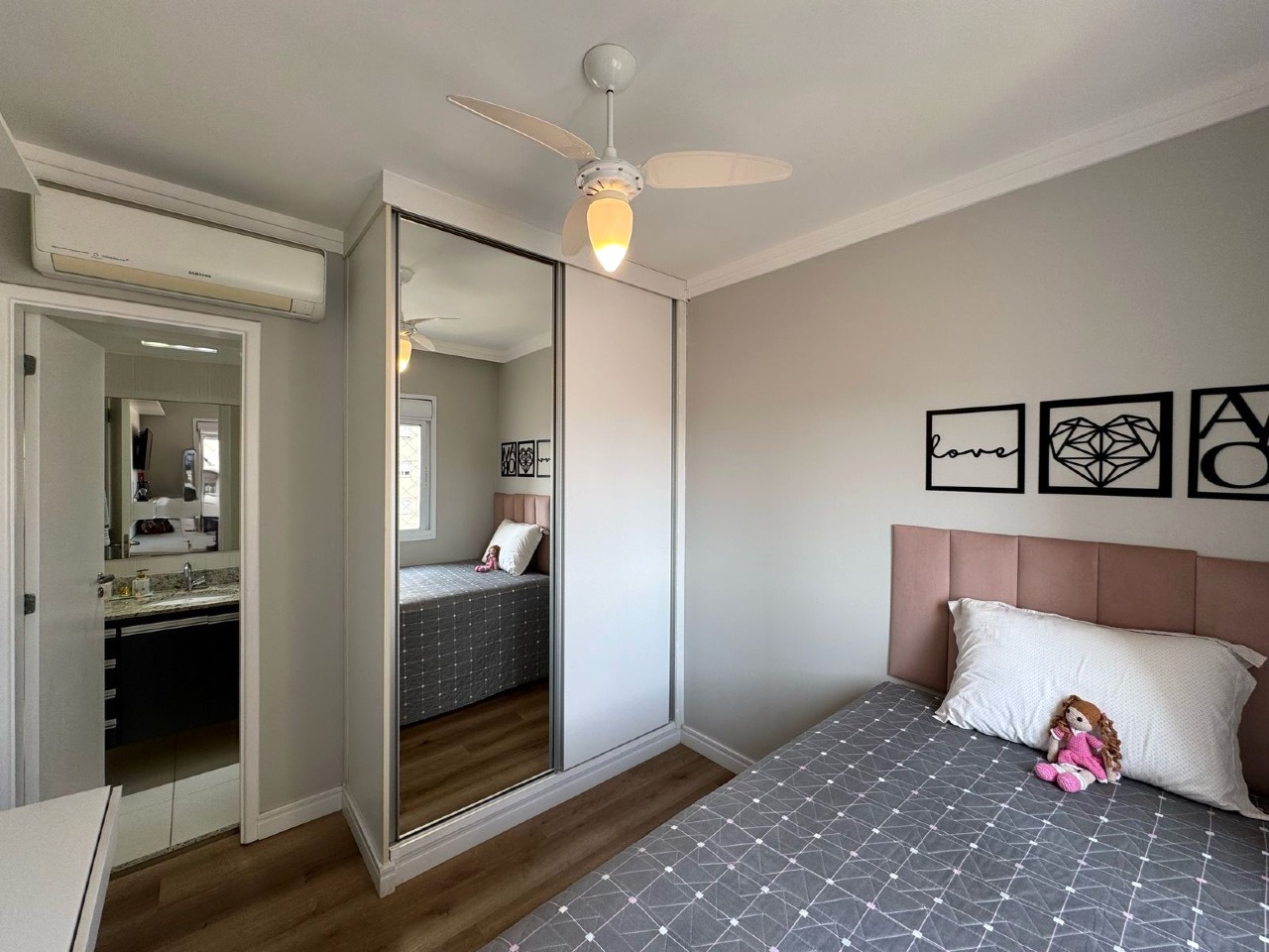 Apartamento à venda no Ponta da Praia: 