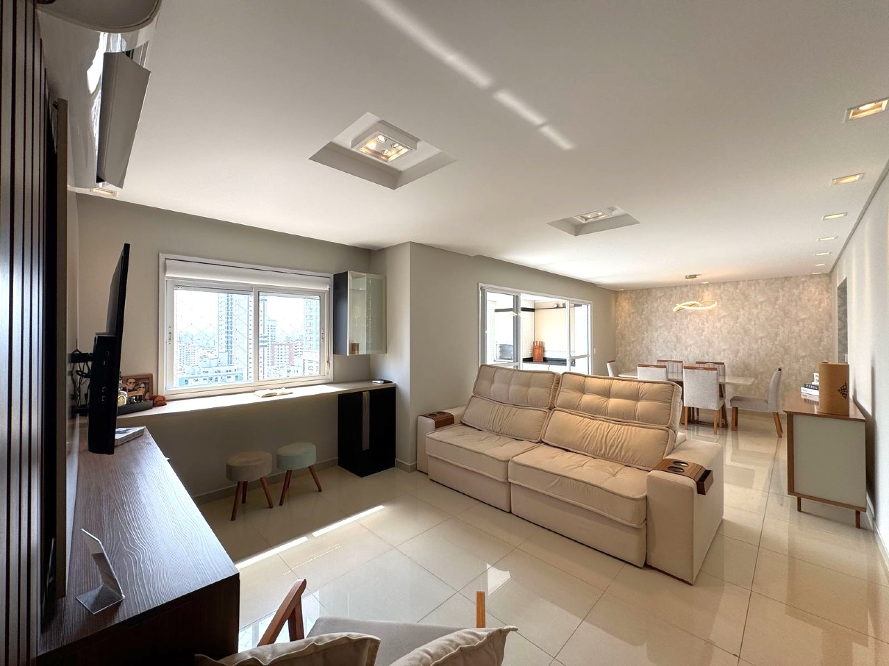 Apartamento à venda no Ponta da Praia: 