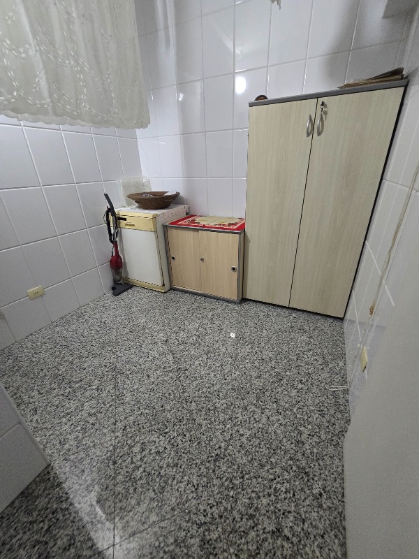 Apartamento à venda no Gonzaga: DEPENDÃ?NCIA DE EMPREGADA
