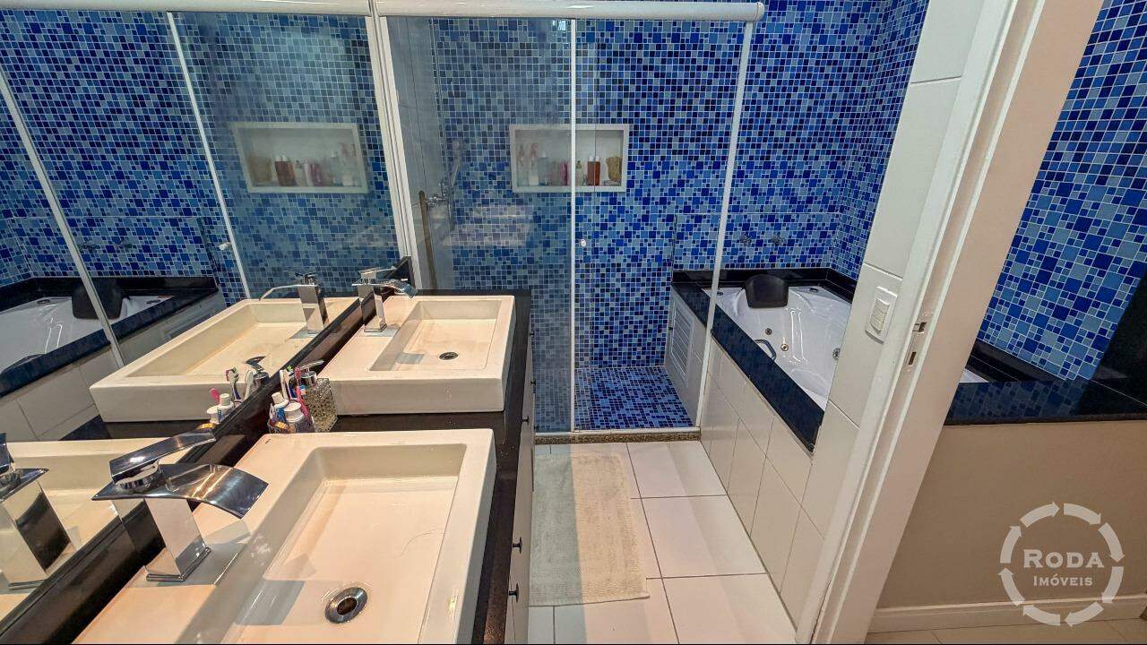 Cobertura Duplex à venda no Ponta da Praia: 