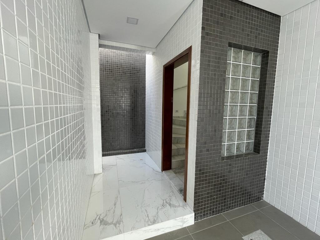 Casa à venda no Embaré: 