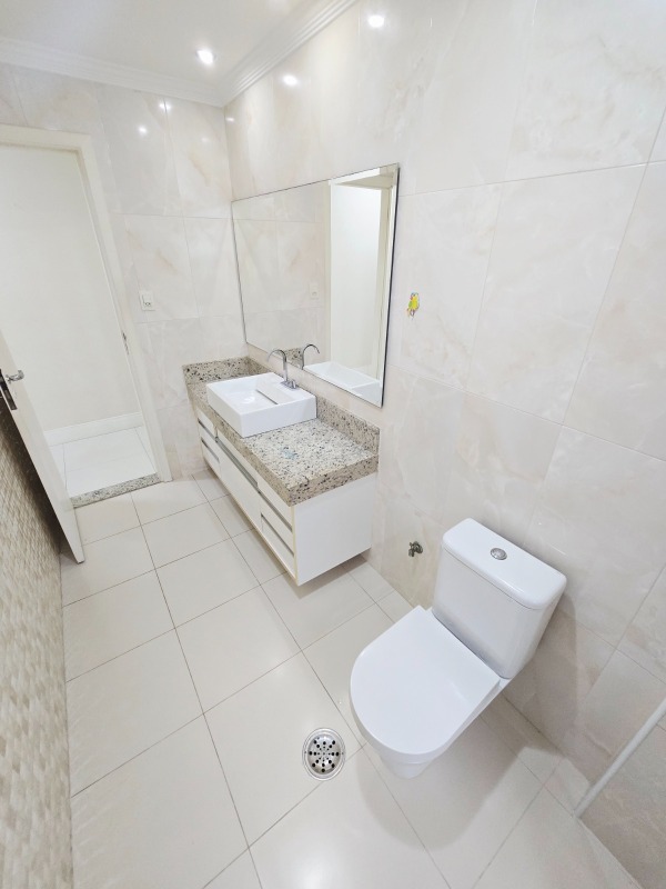 Apartamento à venda no Ponta da Praia: 