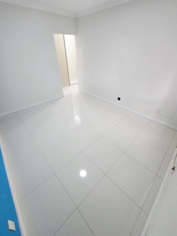 Apartamento à venda no Ponta da Praia: 