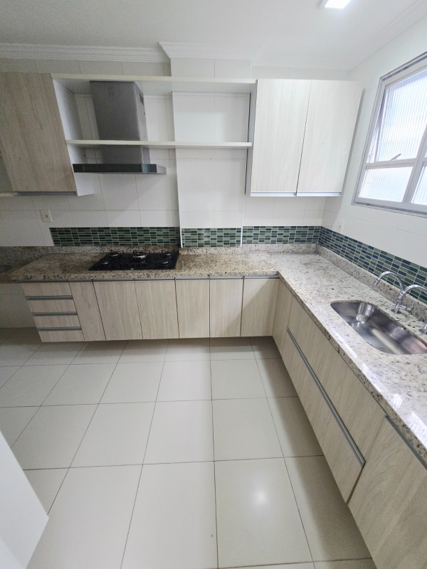 Apartamento à venda no Ponta da Praia: 