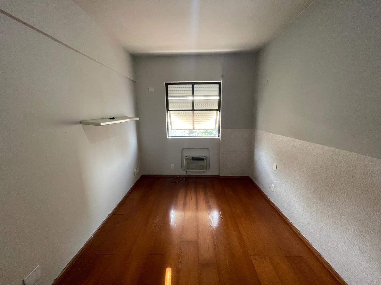 Apartamento para aluguel no Ponta da Praia: 
