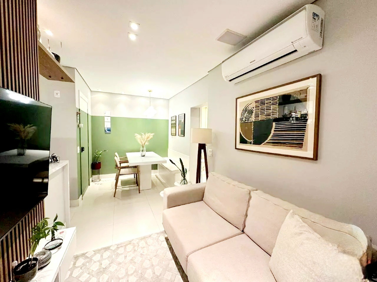 Apartamento para aluguel no Marapé: 