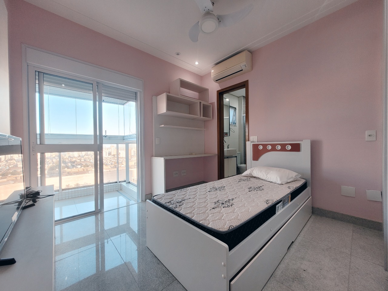 Apartamento à venda no Aparecida: 