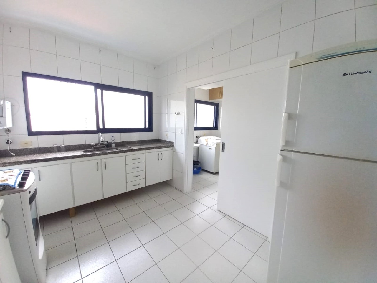 Apartamento à venda no Ponta da Praia: 