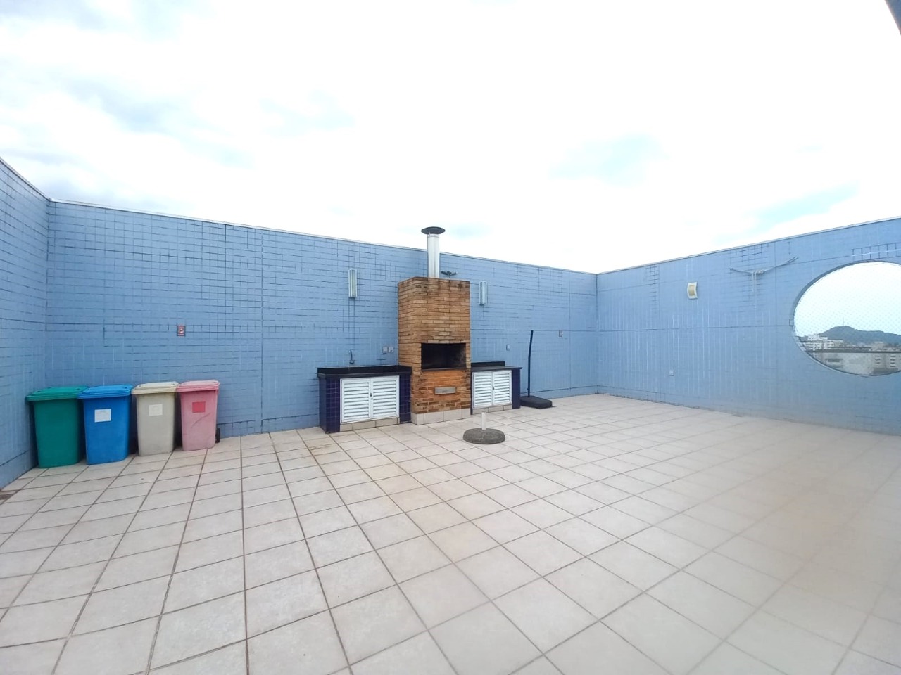 Apartamento para aluguel no Ponta da Praia: 