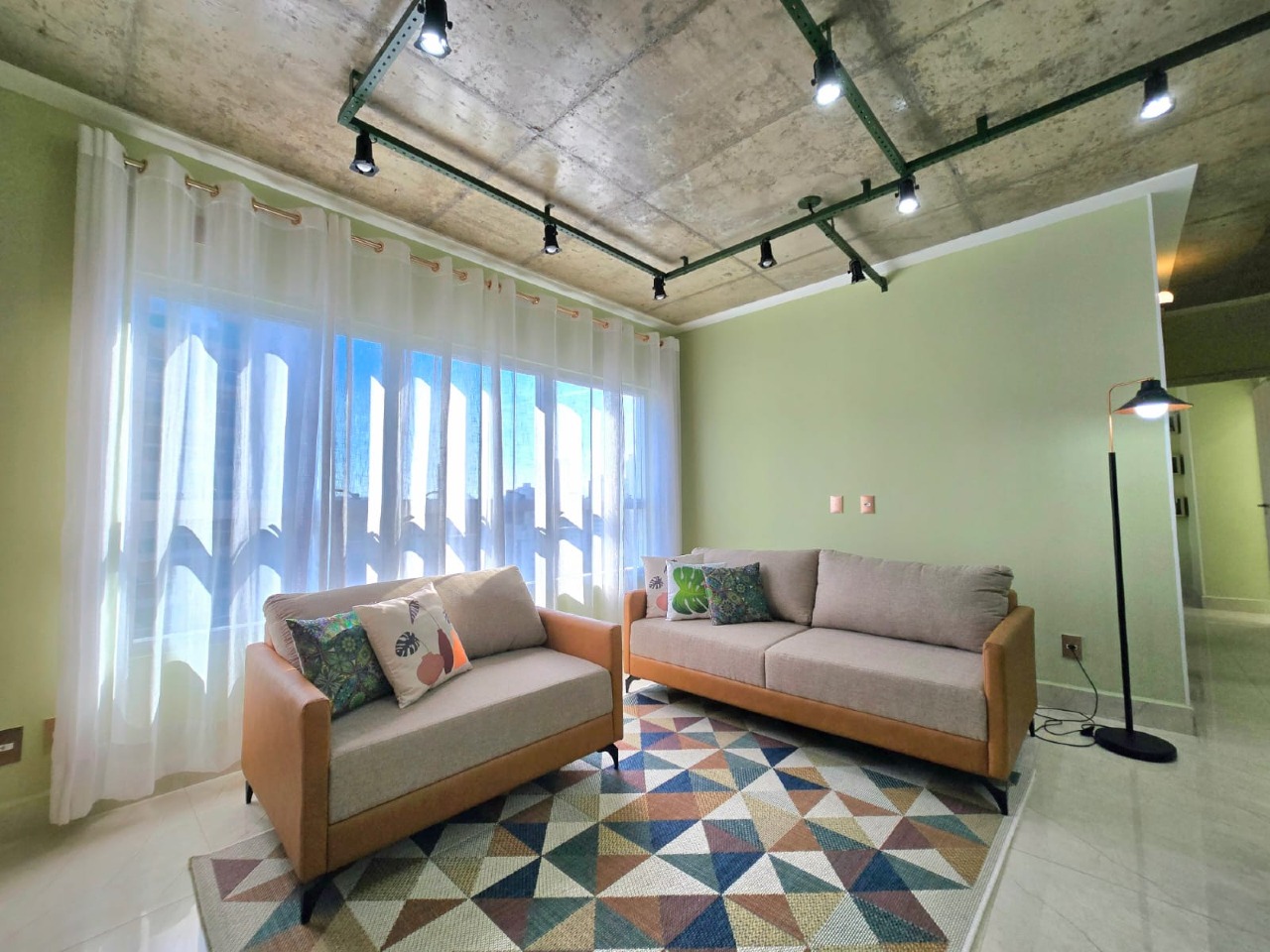 Apartamento à venda no Embaré: 