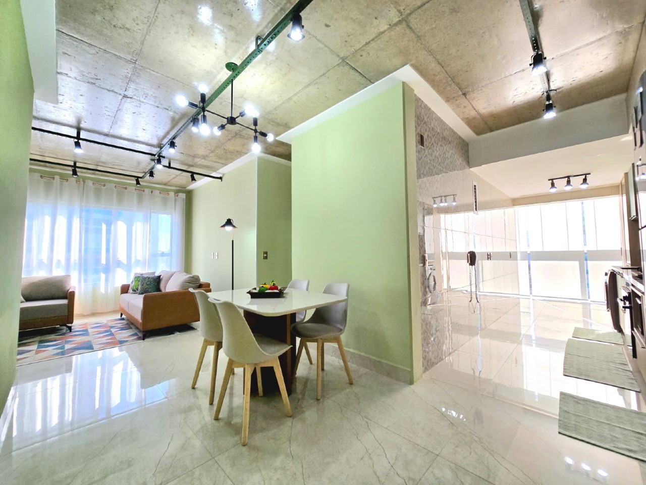 Apartamento à venda no Embaré: 