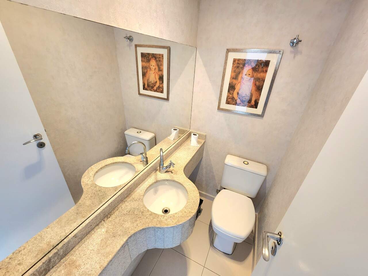 Apartamento à venda no Embaré: