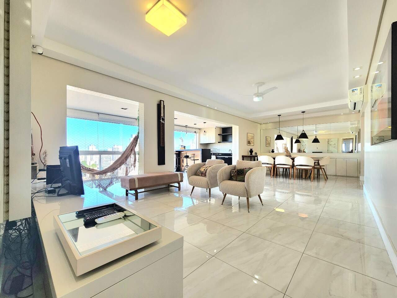 Apartamento à venda no Embaré: 
