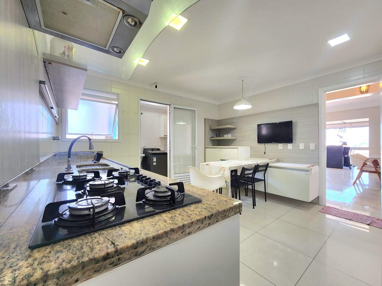 Apartamento à venda no Embaré: