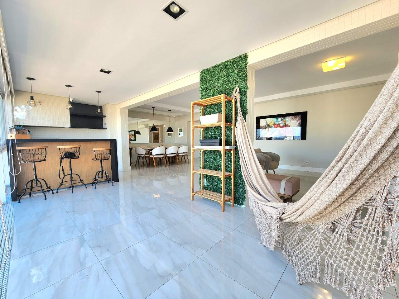 Apartamento à venda no Embaré:
