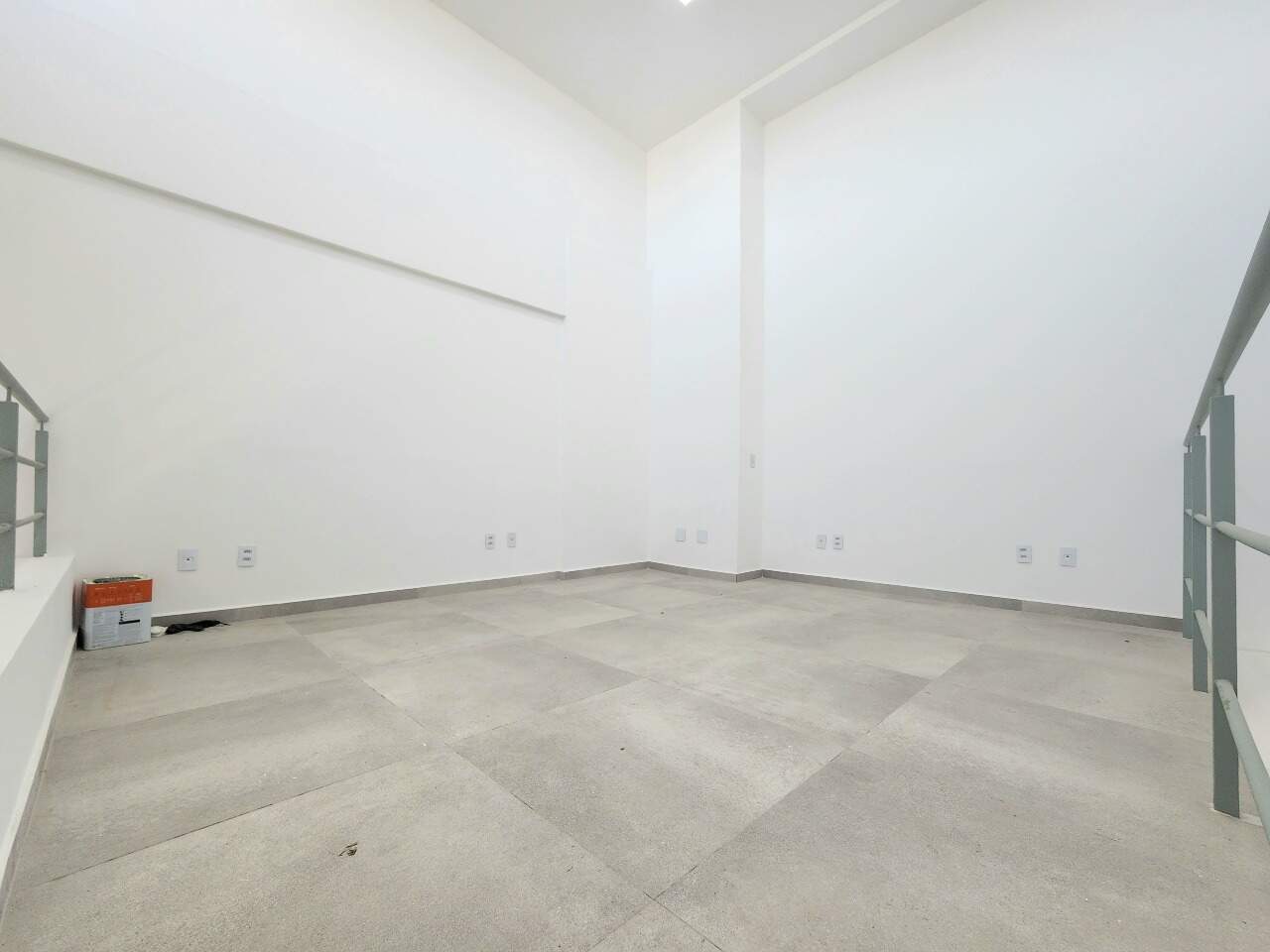 Sala para aluguel no Encruzilhada: 