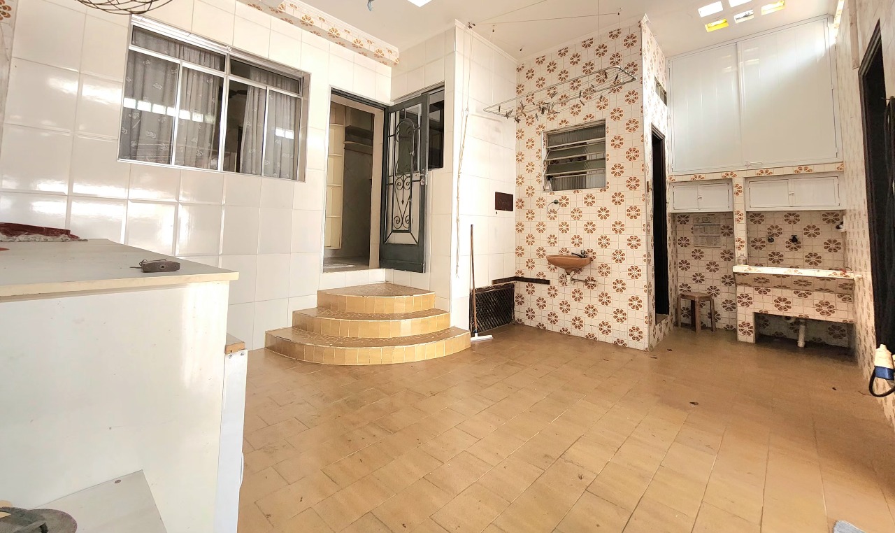 Sobrado à venda no Marapé: 