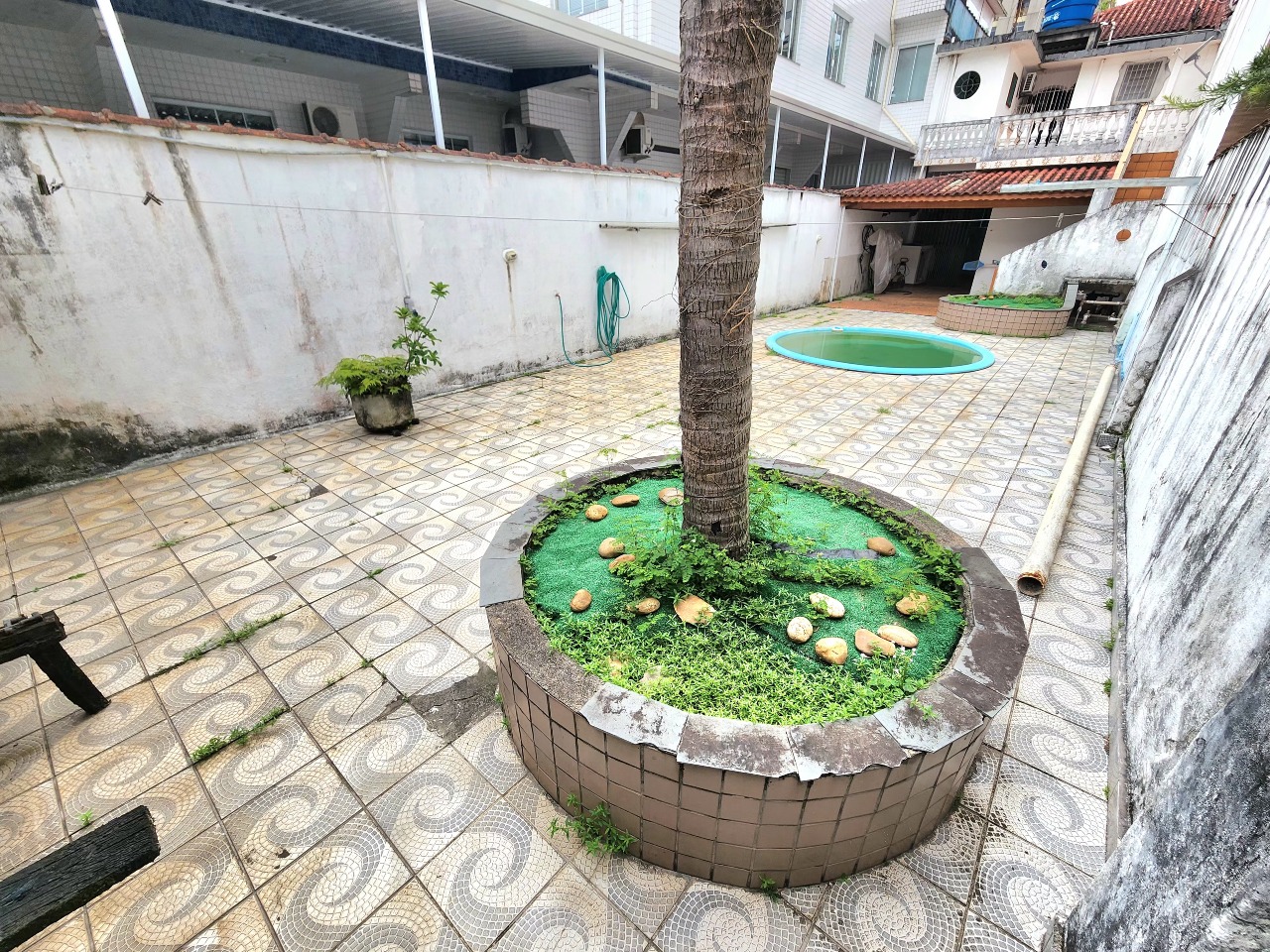 Sobrado à venda no Marapé: 