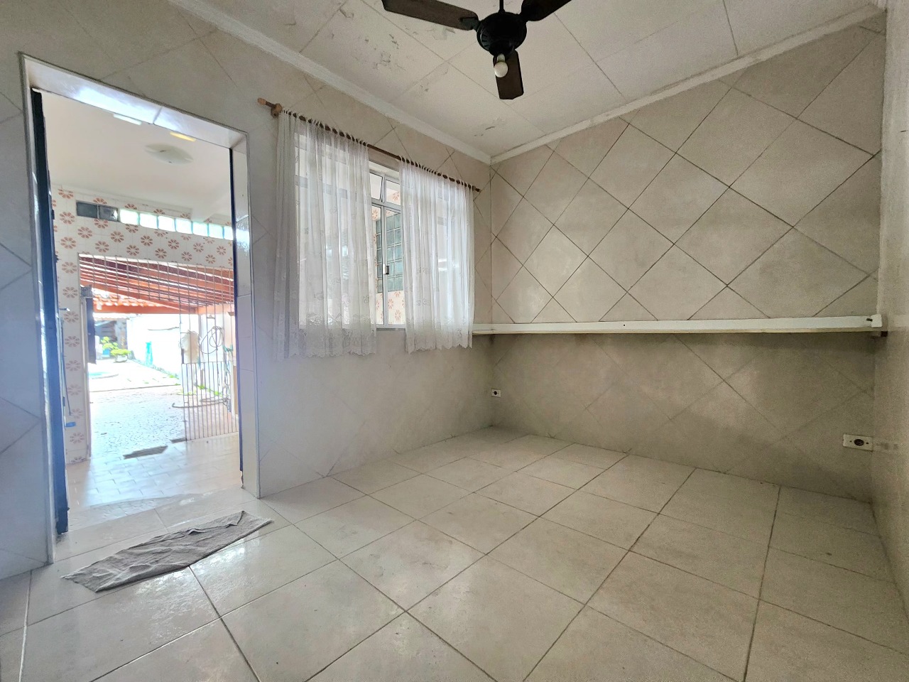 Sobrado à venda no Marapé: 