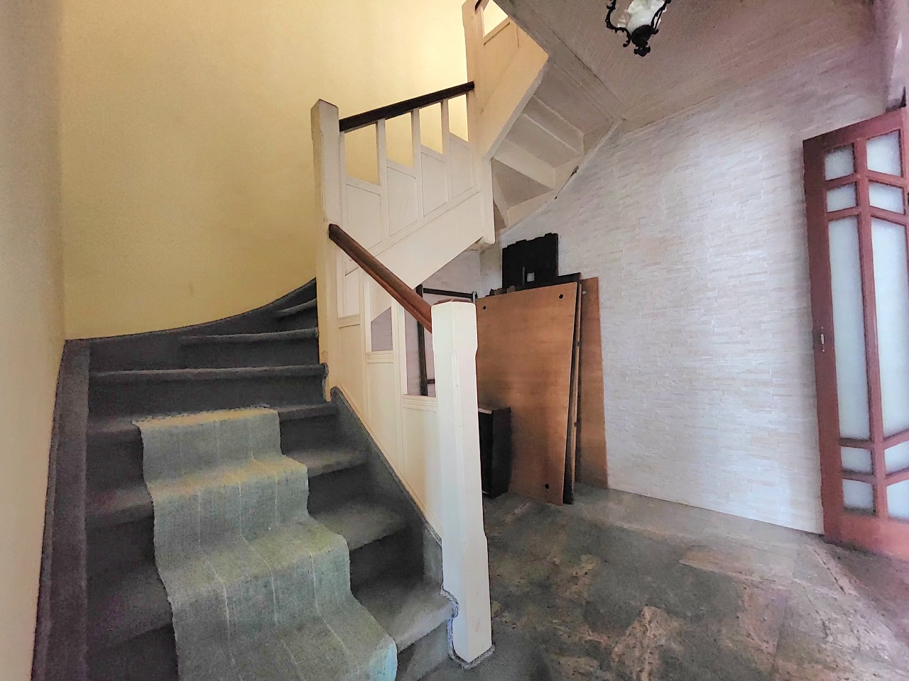 Sobrado à venda no Marapé: 