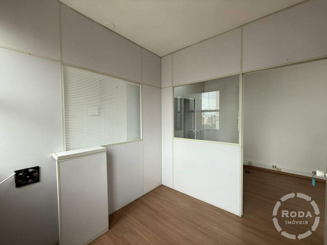 Conjunto Comercial à venda no Vila Mathias: 