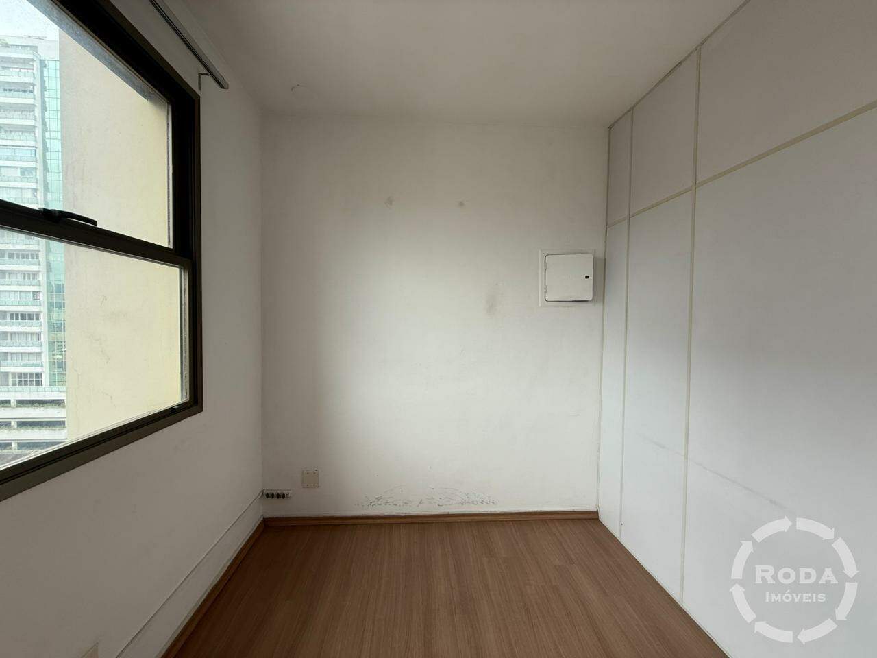 Conjunto Comercial à venda no Vila Mathias: 