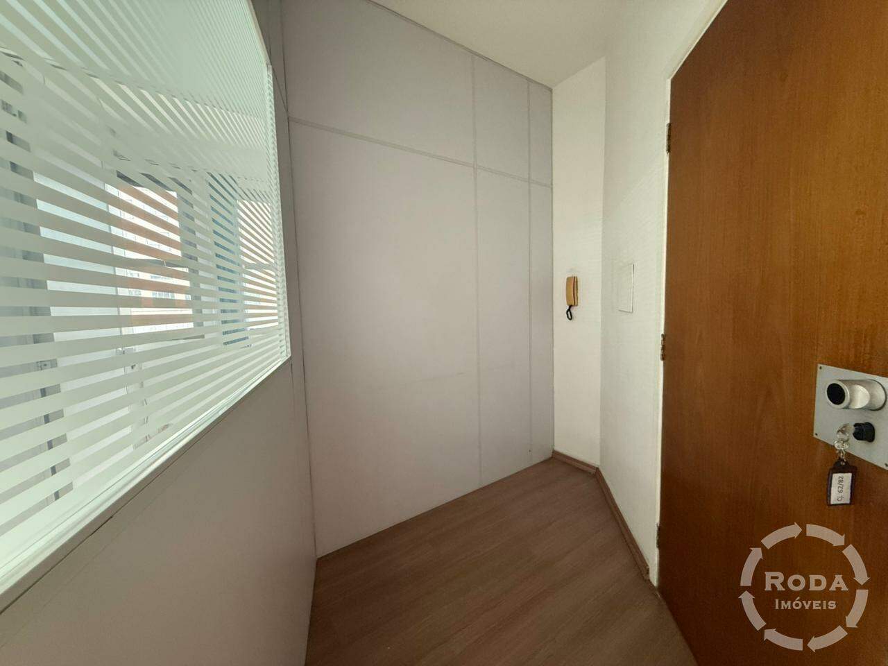 Conjunto Comercial à venda no Vila Mathias: 