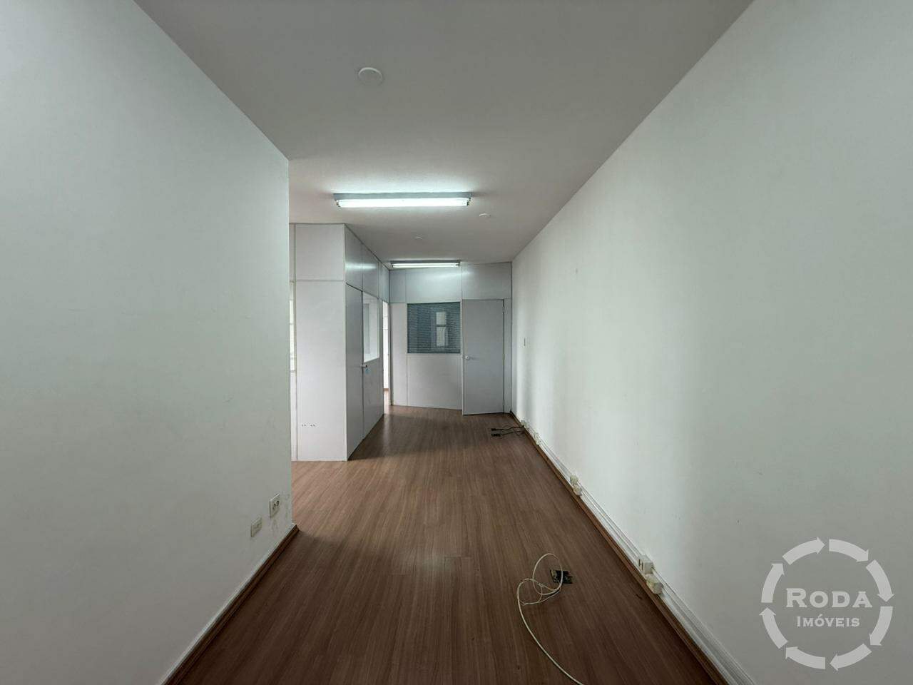 Conjunto Comercial à venda no Vila Mathias: 