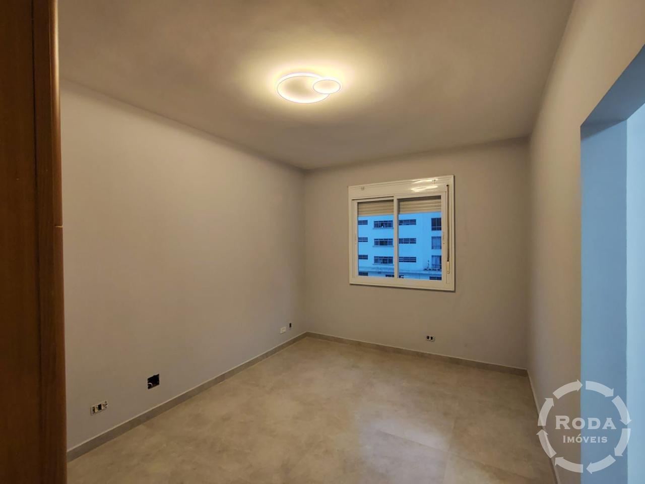 Apartamento à venda no Ponta da Praia: 