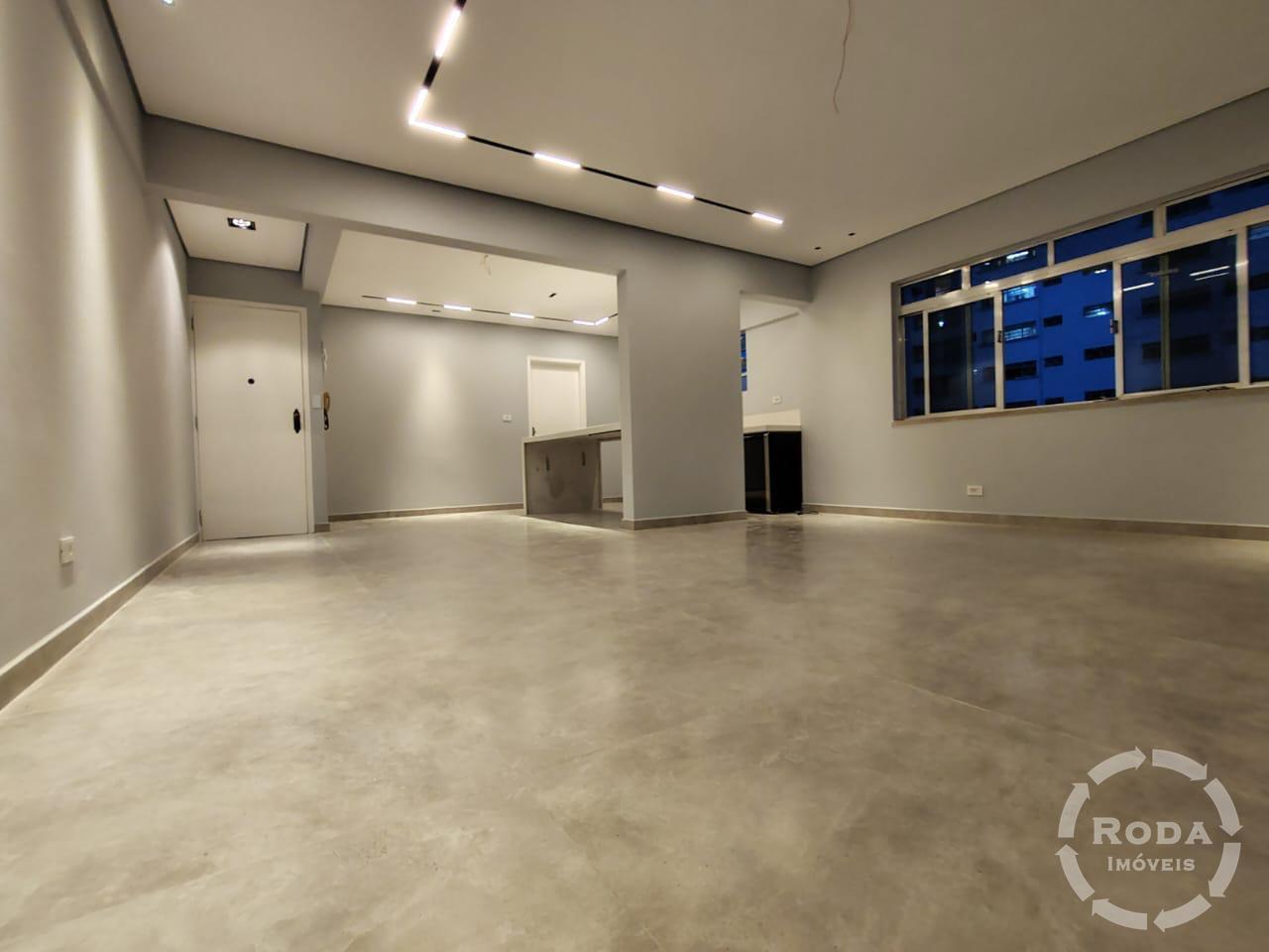 Apartamento à venda no Ponta da Praia: 