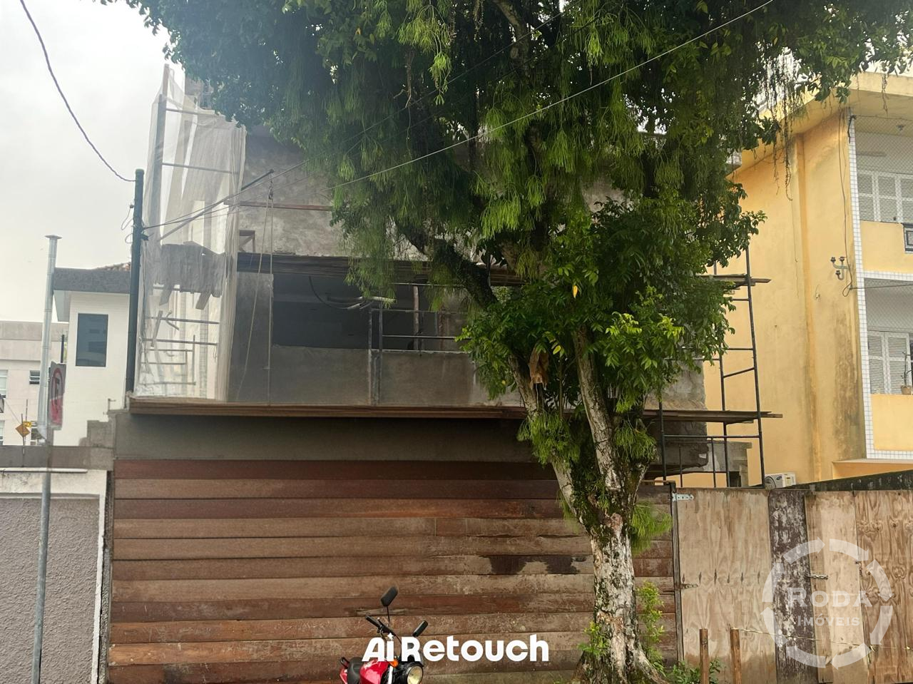 Casa à venda no Ponta da Praia: 