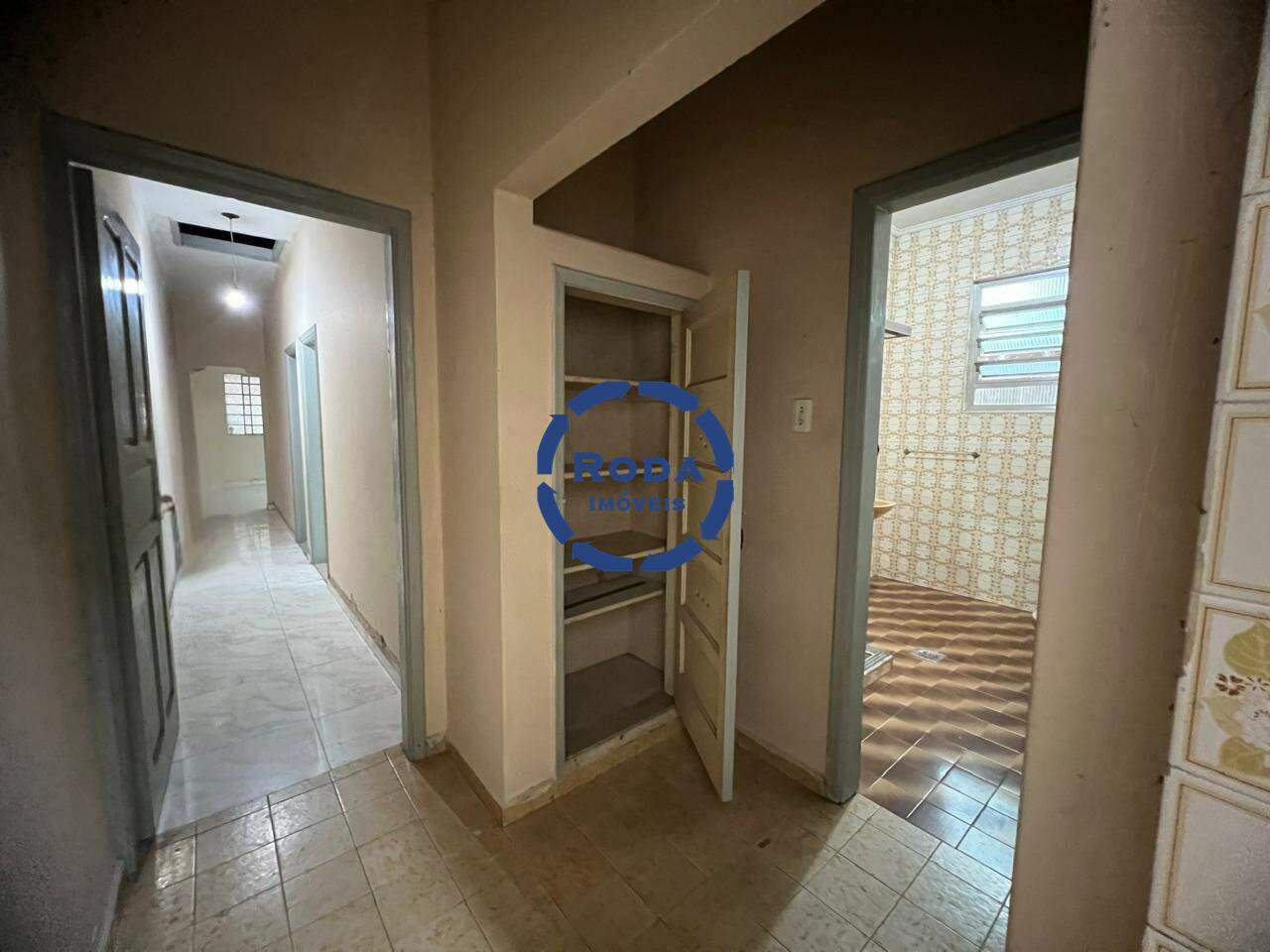 Casa à venda no Macuco: 